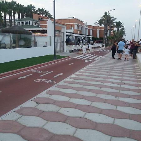Апартаменты Sol Todo El Ano En Рокетас-де-Мар Экстерьер фото